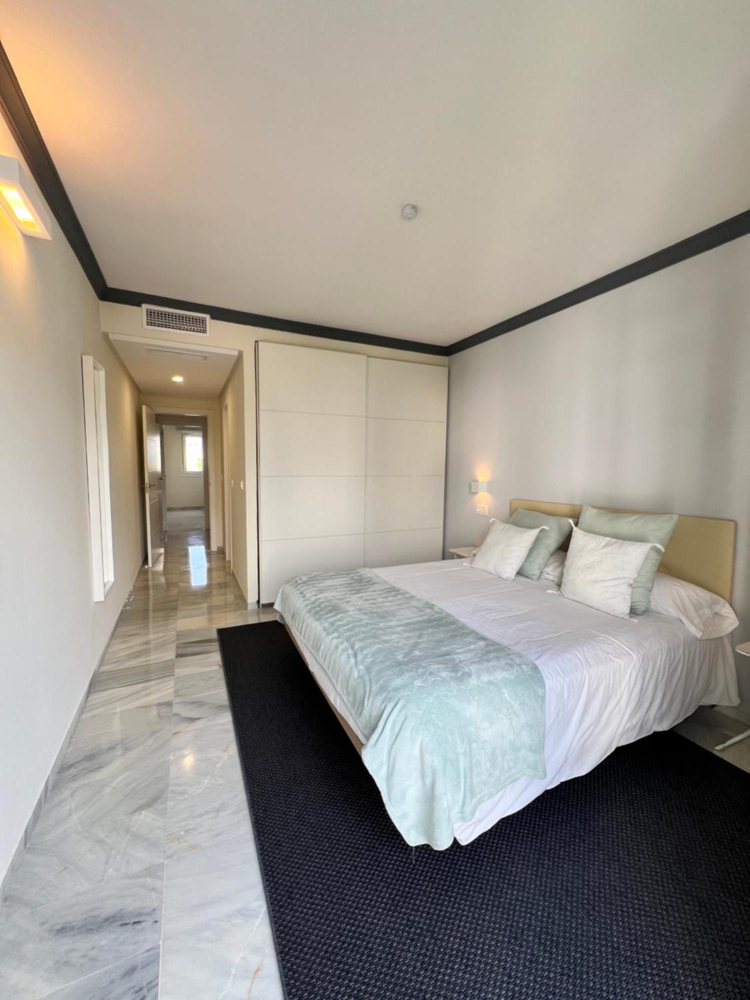 Jardines Del Puerto For Up To 6, Totally Refurbished 2025, Gardens, Pools, Garage, Wifi Apartment *