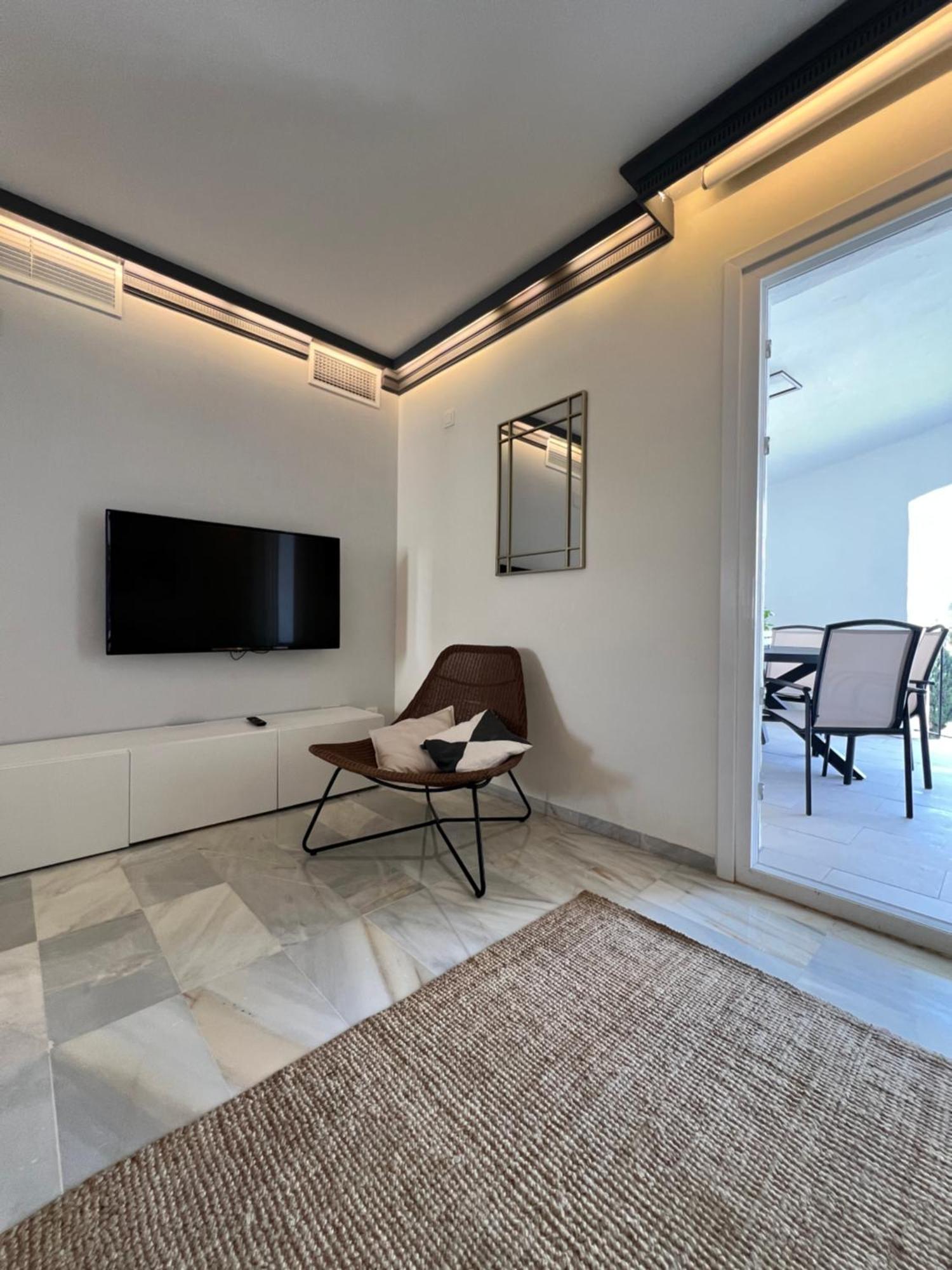 Apartment Jardines Del Puerto For Up To 6, Totally Refurbished 2025, Gardens, Pools, Garage, Wifi